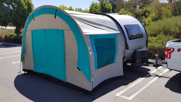 T@B 400 Trailer Side Tent by PahaQue